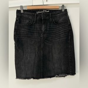 Black washed denim mini skirt by Universal Thread. Barely worn!